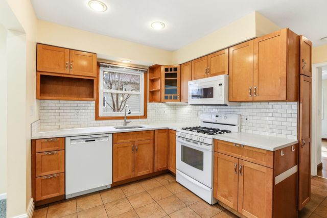 1569 Race Street, Saint Paul, MN 55102