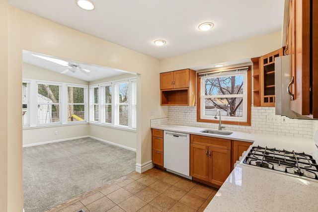 1569 Race Street, Saint Paul, MN 55102