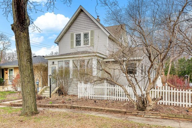 1569 Race Street, Saint Paul, MN 55102