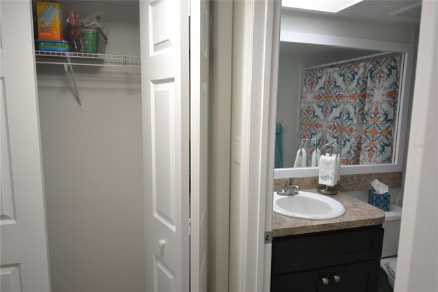 161 LAKESIDE DRIVE, Oldsmar, FL 34677