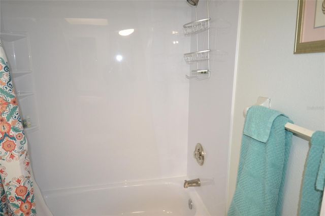 161 LAKESIDE DRIVE, Oldsmar, FL 34677