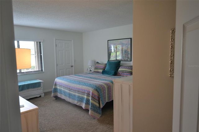 161 LAKESIDE DRIVE, Oldsmar, FL 34677