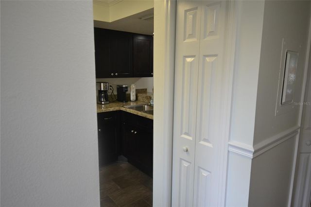 161 LAKESIDE DRIVE, Oldsmar, FL 34677