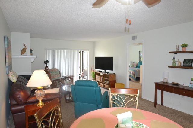 161 LAKESIDE DRIVE, Oldsmar, FL 34677