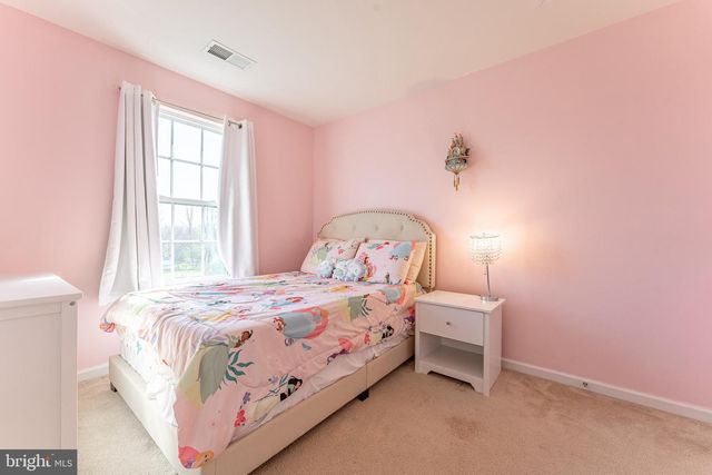 49 MAFFET LN, Coatesville, PA 19320