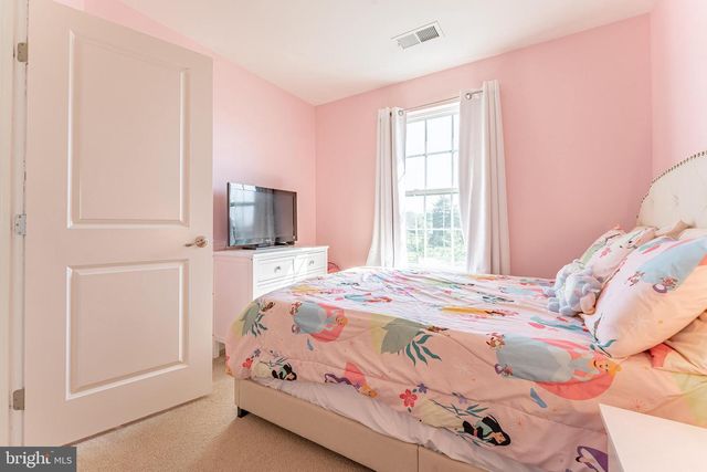 49 MAFFET LN, Coatesville, PA 19320