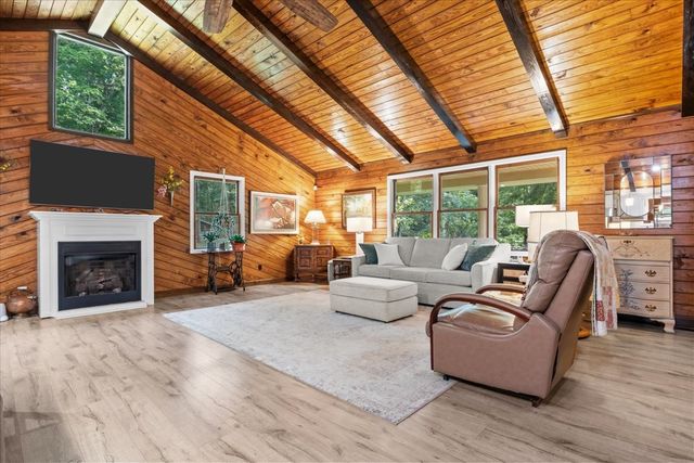 6400 Bakerville Rd, Waverly, TN 37185