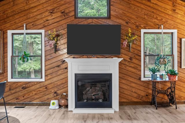 6400 Bakerville Rd, Waverly, TN 37185