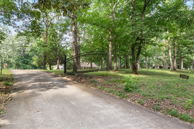 6400 Bakerville Rd, Waverly, TN 37185