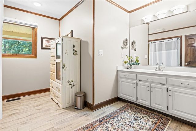 6400 Bakerville Rd, Waverly, TN 37185