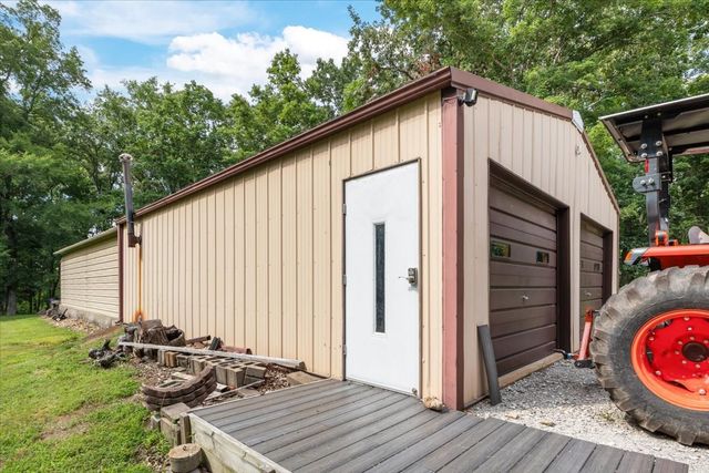 6400 Bakerville Rd, Waverly, TN 37185