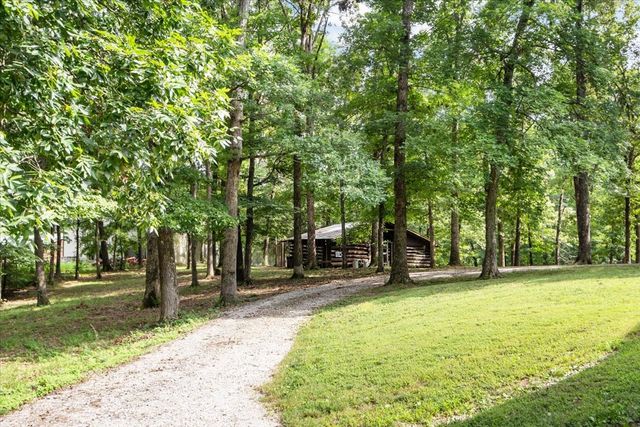 6400 Bakerville Rd, Waverly, TN 37185