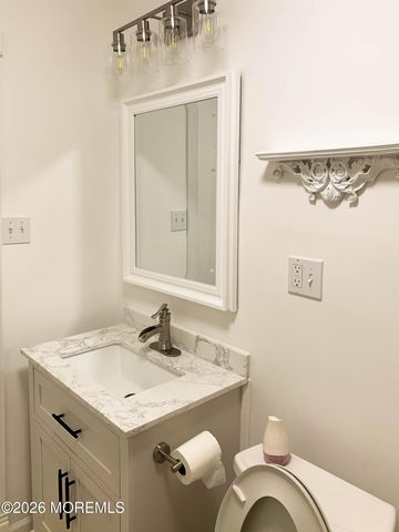 144B Farrington Court, Lakewood, NJ 08701