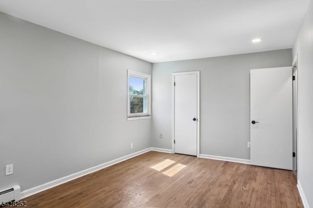 153 Smallwood Ave, Belleville Twp., NJ 07109