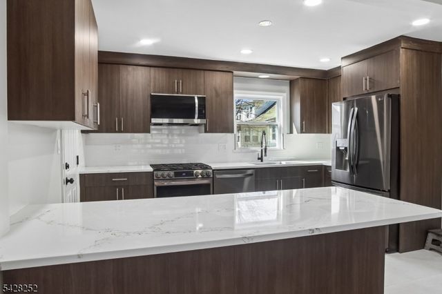 153 Smallwood Ave, Belleville Twp., NJ 07109