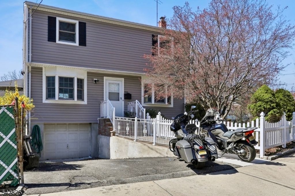 153 Smallwood Ave, Belleville Twp., NJ 07109