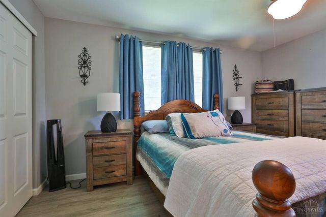 12800 Akes Road, Moores Hill, IN 47032