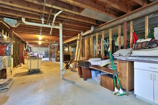 12800 Akes Road, Moores Hill, IN 47032