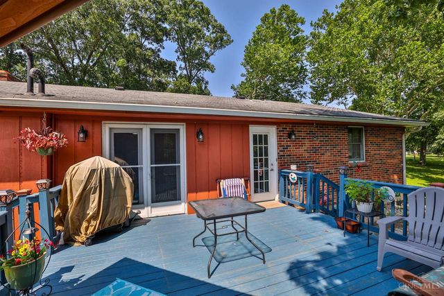 12800 Akes Road, Moores Hill, IN 47032