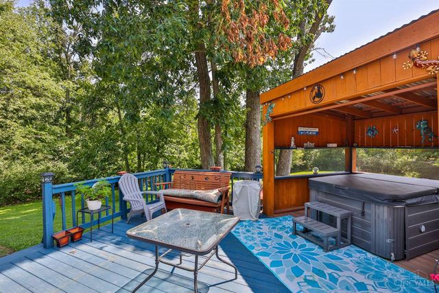 12800 Akes Road, Moores Hill, IN 47032