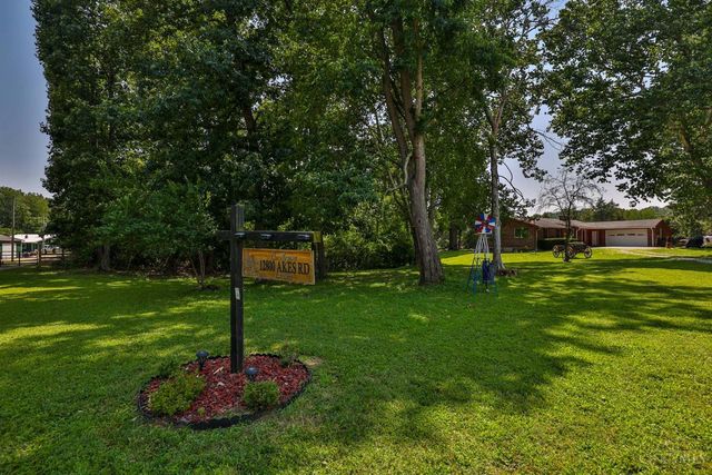 12800 Akes Road, Moores Hill, IN 47032