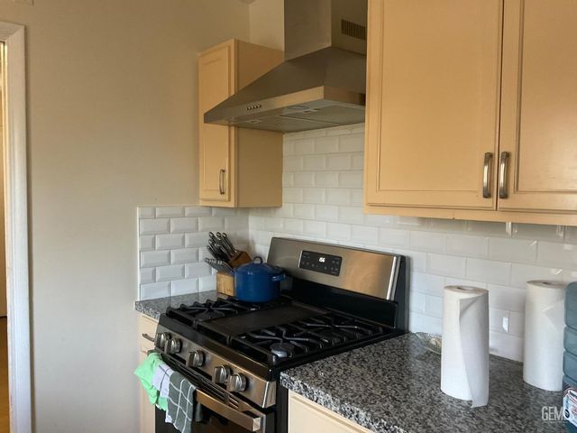 2603 Cleveland Way, Bakersfield, CA 93304