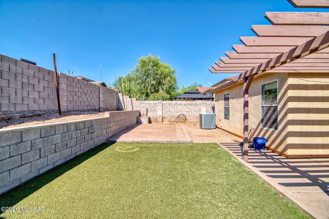 9339 N June Bug Drive, Tucson, AZ 85742