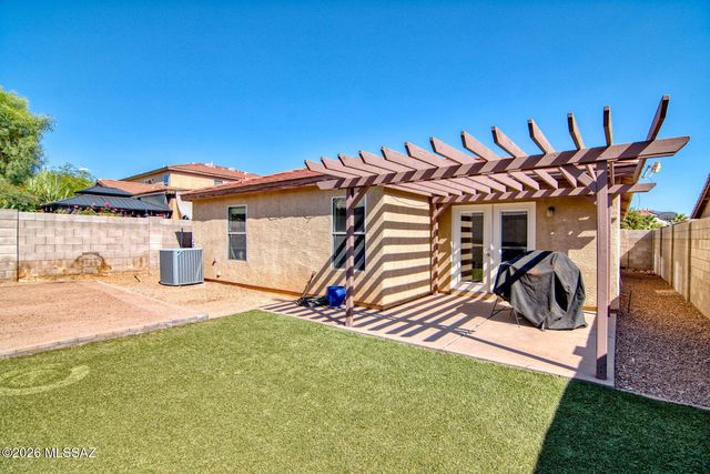9339 N June Bug Drive, Tucson, AZ 85742