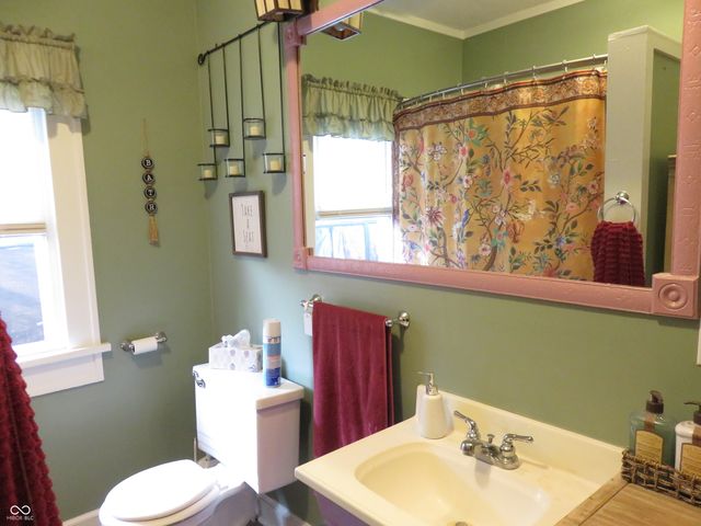 1225 Southern Avenue, New Castle, IN 47362