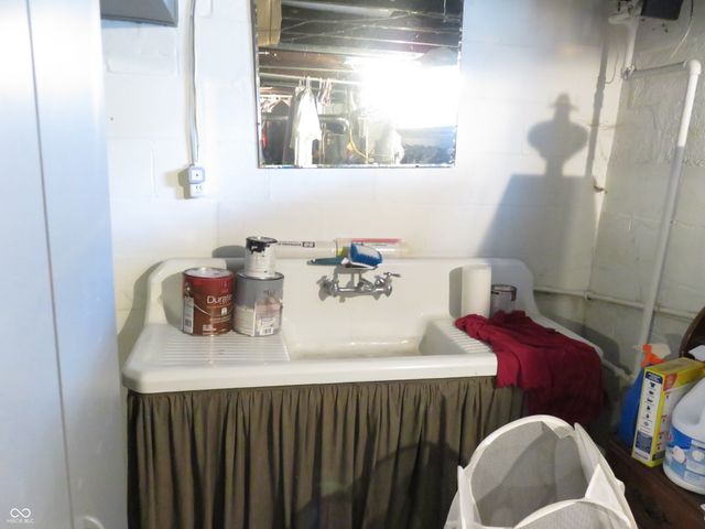 1225 Southern Avenue, New Castle, IN 47362