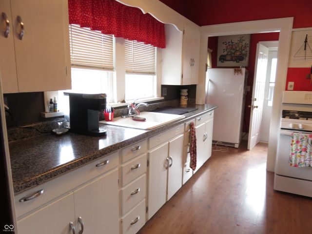 1225 Southern Avenue, New Castle, IN 47362