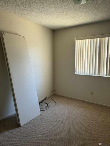 145 S 22 Ave, Yuma, AZ 85364