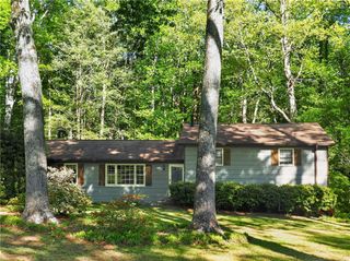 1912 King Arthurs Court, Marietta, GA 30062