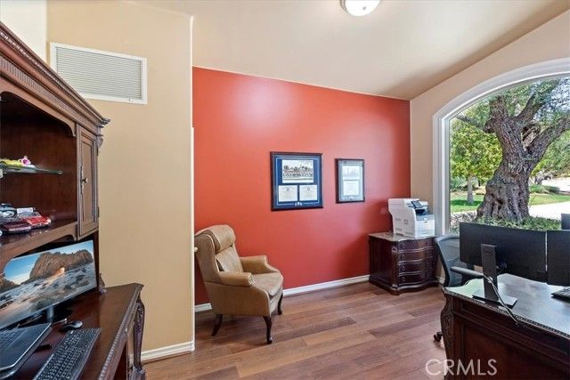 2100 Hathaway Place, Riverside, CA 92506