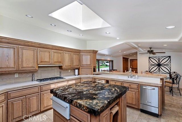 2100 Hathaway Place, Riverside, CA 92506