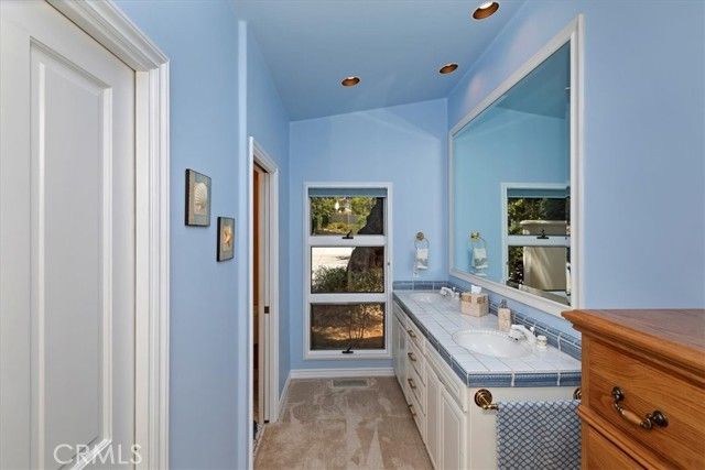 2100 Hathaway Place, Riverside, CA 92506