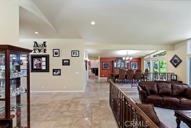 2100 Hathaway Place, Riverside, CA 92506