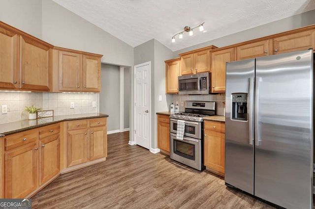 202 Hunters Ridge, Canton, GA 30114