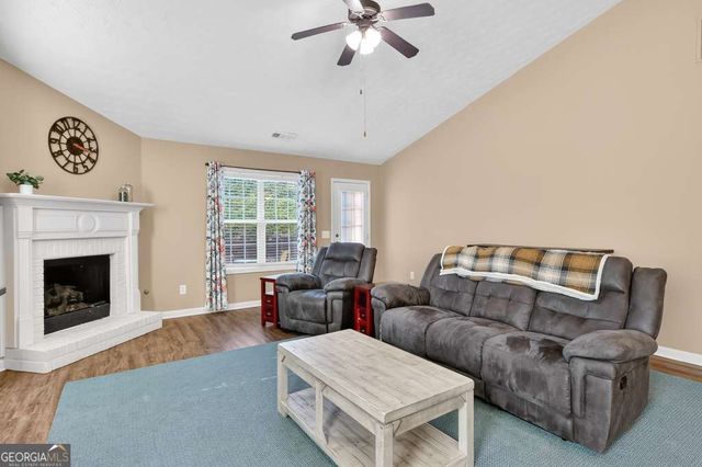202 Hunters Ridge, Canton, GA 30114