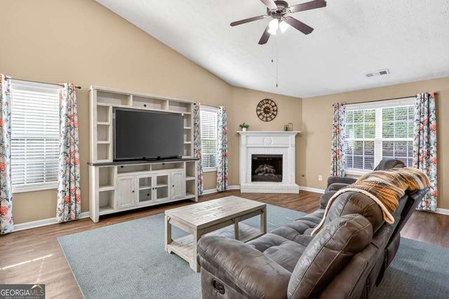 202 Hunters Ridge, Canton, GA 30114