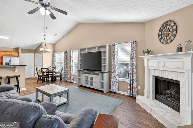 202 Hunters Ridge, Canton, GA 30114