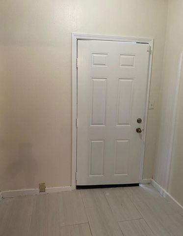6031 Glenhurst Drive, Houston, TX 77033