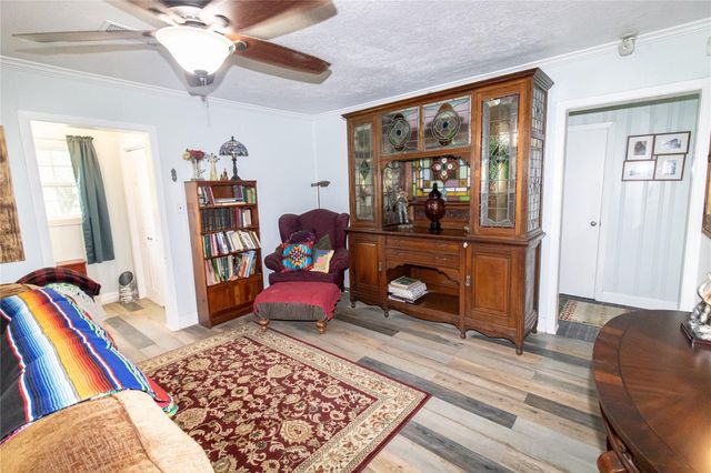 2415 W Cedar Bayou Lynchburg Road, Baytown, TX 77521