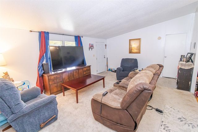 2415 W Cedar Bayou Lynchburg Road, Baytown, TX 77521