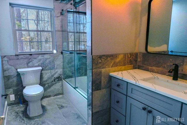 1732 STATE HWY 18 Highway, Old Bridge, NJ 08857