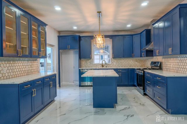 1732 STATE HWY 18 Highway, Old Bridge, NJ 08857