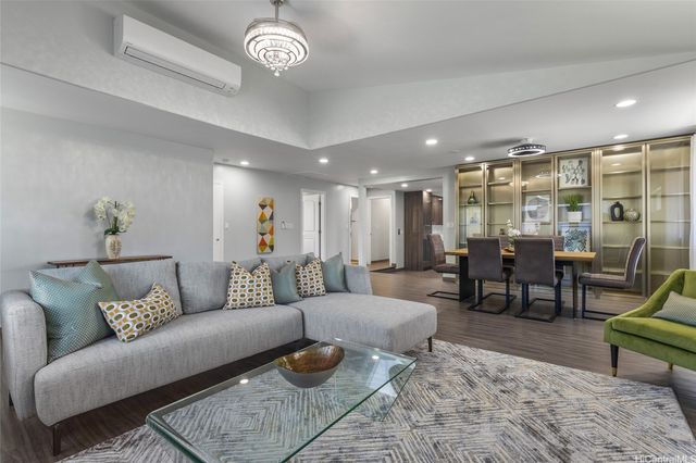 925 Pilialo Street, Honolulu, HI 96816