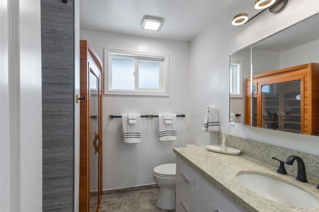 925 Pilialo Street, Honolulu, HI 96816