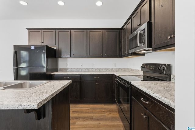 560 UNION STATION PLACE, Calera, AL 35040