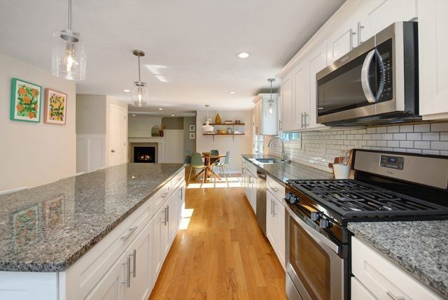 14 Cutting Drive, Maynard, MA 01754